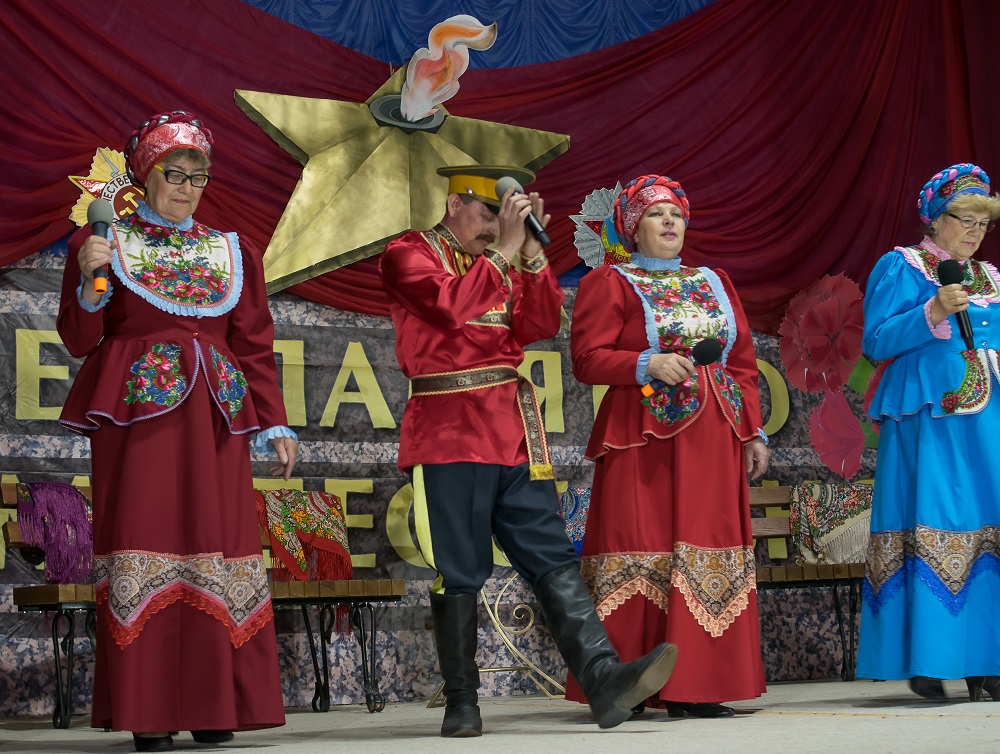 Северная Бурятия: концерт казачьей группы в Таксимо (фото)