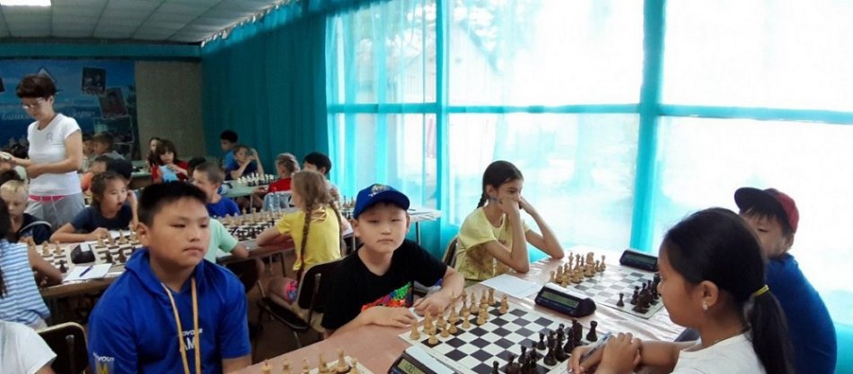 Шахматные зори взошли над Байкалом для более 200 интеллектуалов