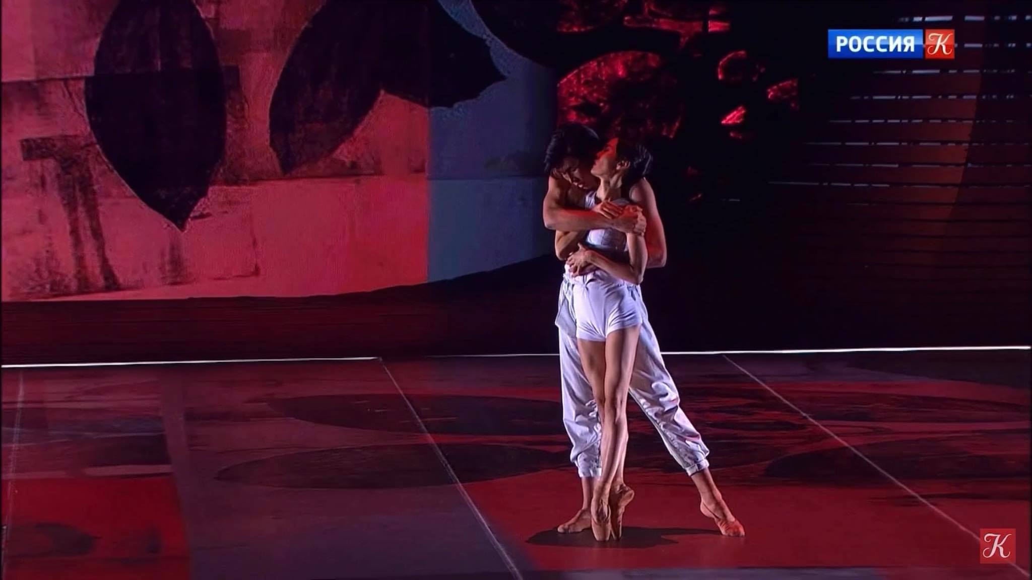 Бурятские артисты вышли в финал шоу «Большой балет»